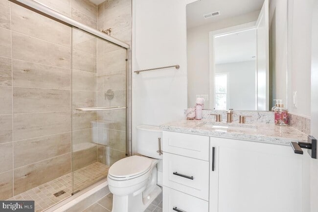 Building Photo - 12321 Potomac Hunt Rd