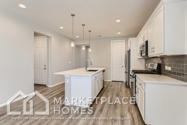 Building Photo - 27003 E Archer Ave