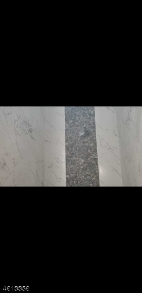 Building Photo - 395 N Grove St