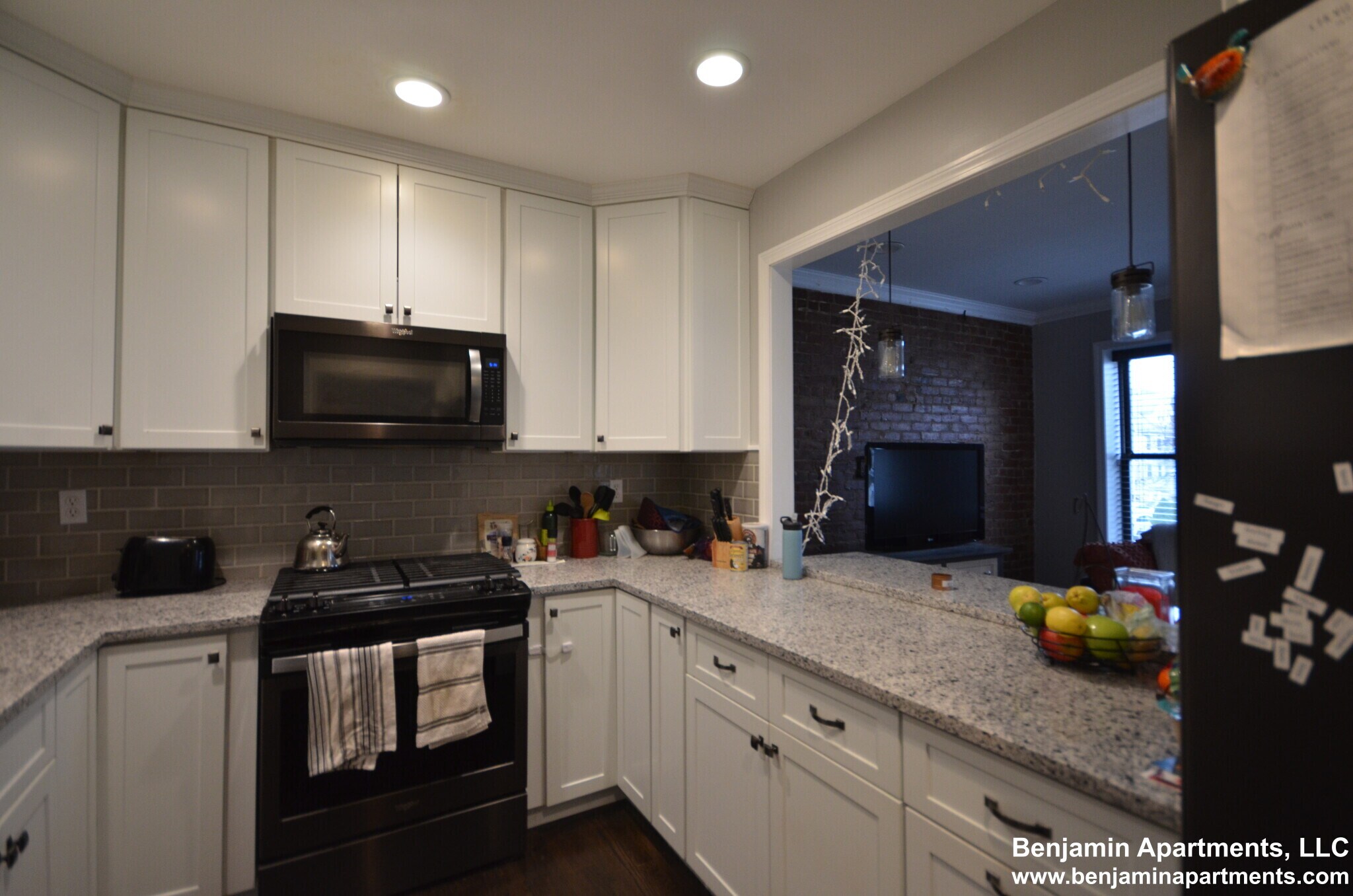 Building Photo - 60 Florida St