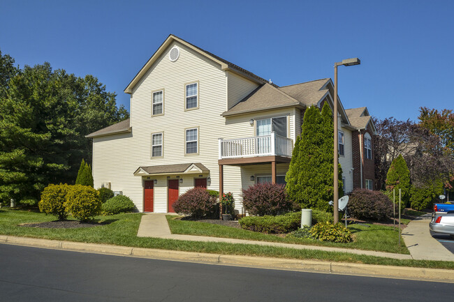 Building Photo - Iron Ridge and Stonegate Apartments