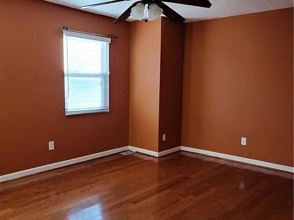 Building Photo - 1453 Springleaf Cir SE