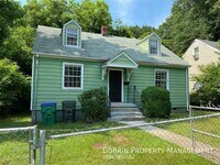 Building Photo - 2309 Warwick Ave