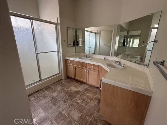 Building Photo - 2971 Peach Tree St