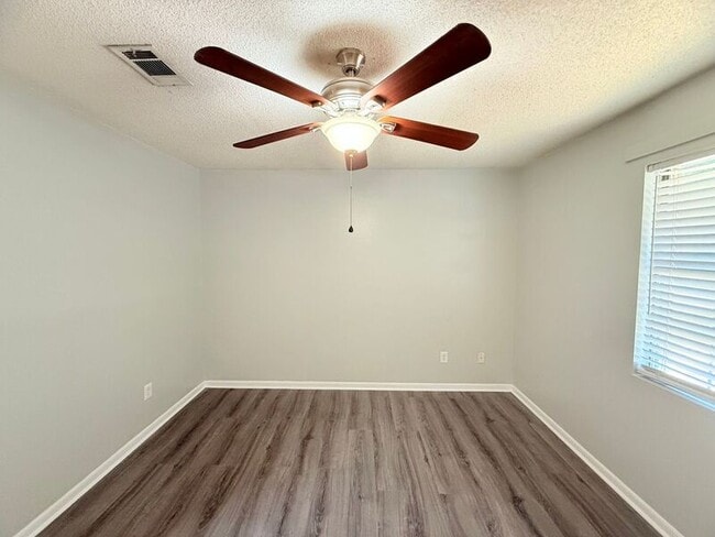 Building Photo - 6461 Maddox Rd