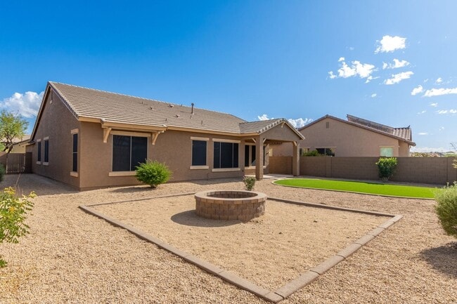 Building Photo - The Fairways GATED subdivision in Estrella...
