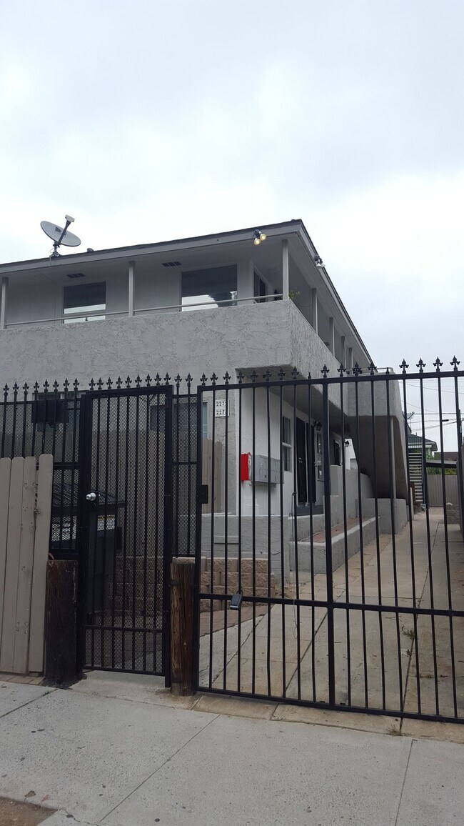 Primary Photo - FIRST MONTH FREE! 1 Bedroom Apt, Upstairs ...