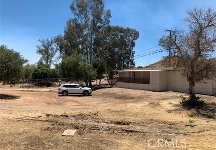 Building Photo - 21180 Mazie Ave