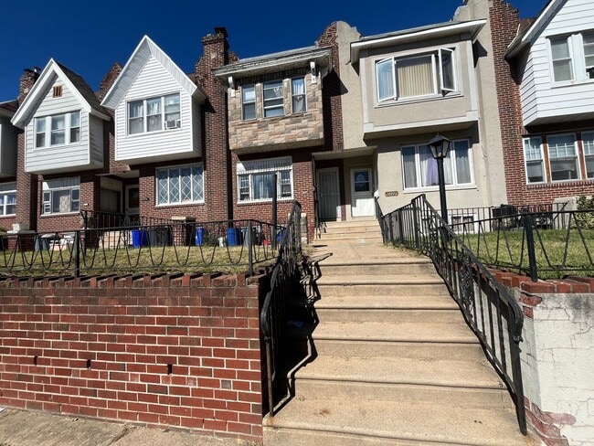 Primary Photo - 7220 Marsden St