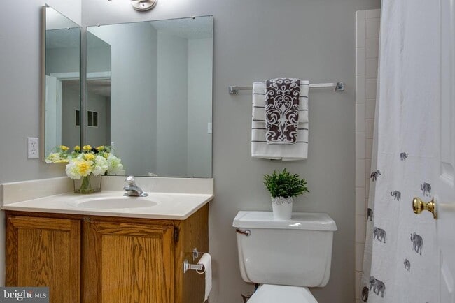 Building Photo - 7943 Brightmeadow Ct