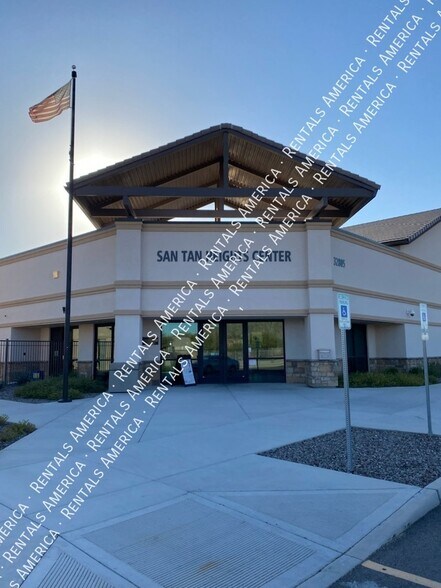 Building Photo - 3885 W Alabama Ln