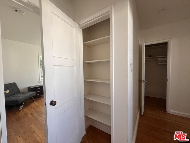 Building Photo - 2333 S Garth Ave