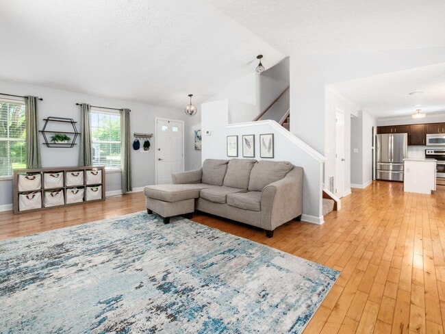 Building Photo - 3259 Longspur Dr