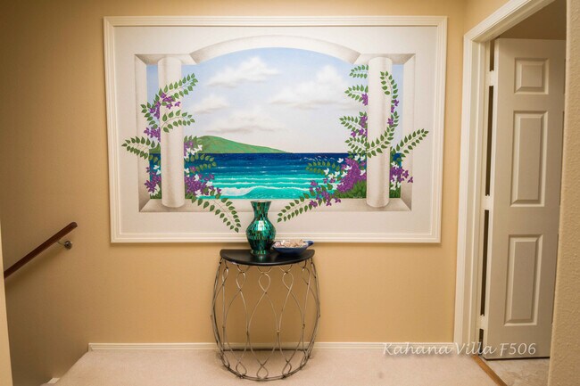 2nd floor landing - 4242 Lower Honoapiilani Rd