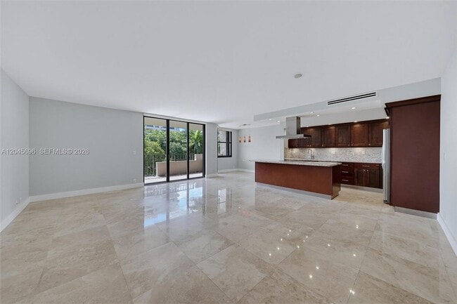 Building Photo - 161 Crandon Blvd