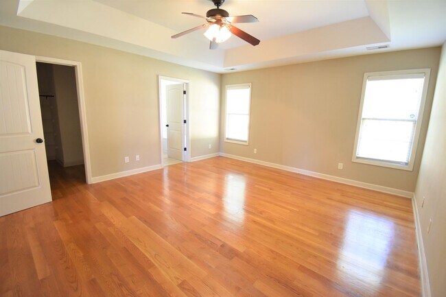 Building Photo - 3871 Glencorra Dr