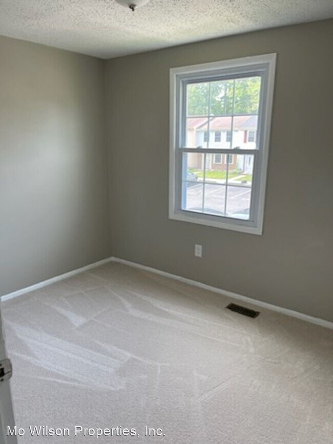 Building Photo - 3 br, 2.5 bath House - 3422 Belfry Lane