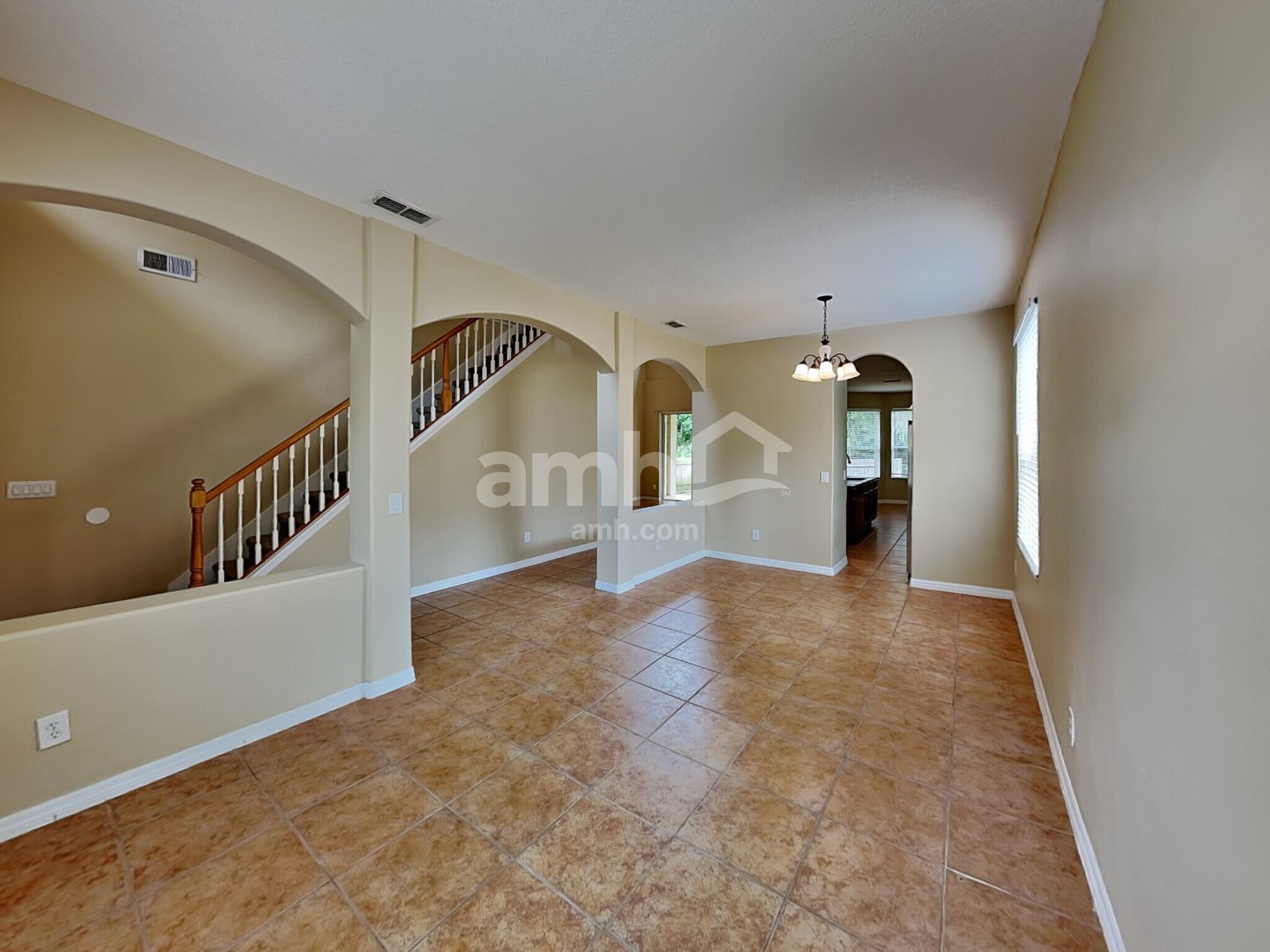 Building Photo - 1598 Song Sparrow Ct