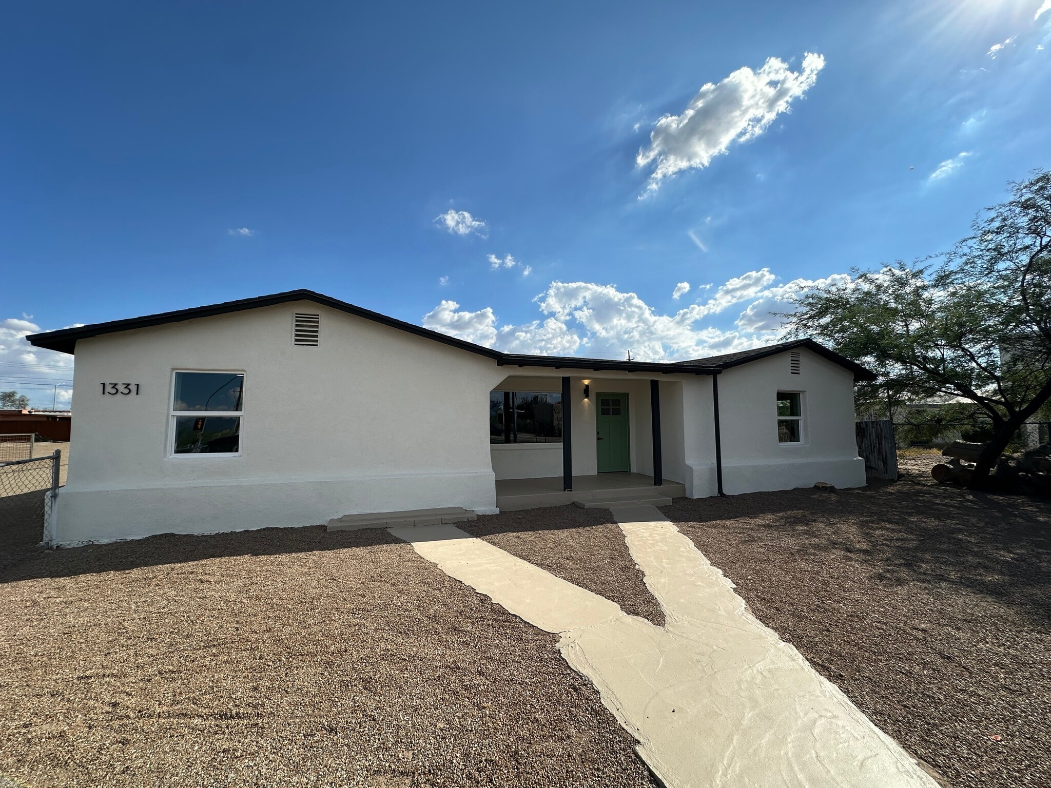 Fenced front yard - 1331 W Speedway Blvd