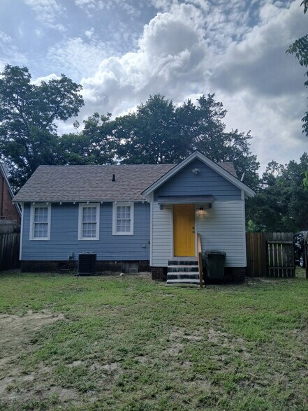 Building Photo - 15 Morgan Ave
