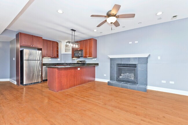 Building Photo - 5212 N Winthrop Ave