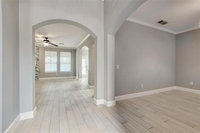 Building Photo - 1625 Mallard Dr