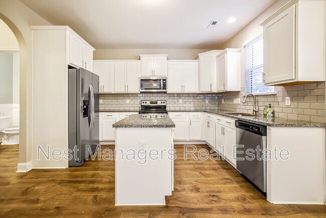 Building Photo - 136 Loch Ln