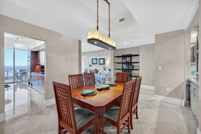 Building Photo - 1600 S Ocean Blvd