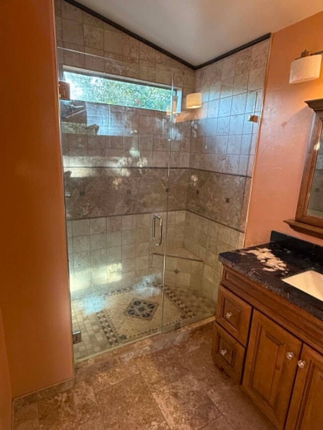 Building Photo - 8370 S Hunnic Dr
