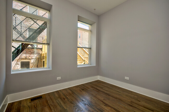 Building Photo - 2007 S Allport St