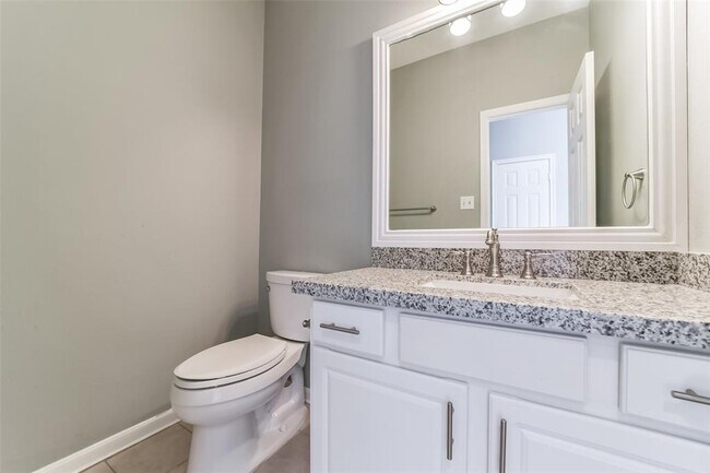 Building Photo - 440 Mystic Trail Loop