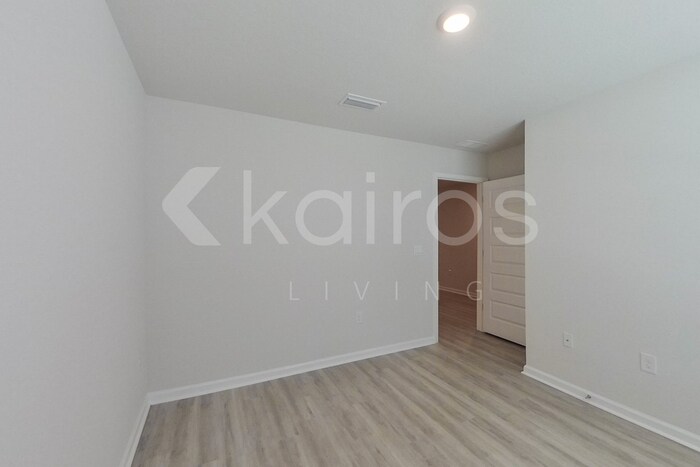 Building Photo - 4773 Malay Cir