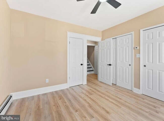 Building Photo - Charming 3BR House in Trenton