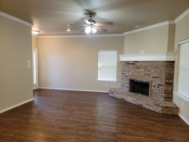 Building Photo - Awesome 3/2/2 in Foxridge - Cooper Schools