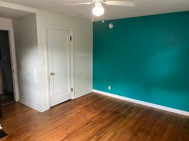 1st Floor Master Bedroom - 321 Dana Ave