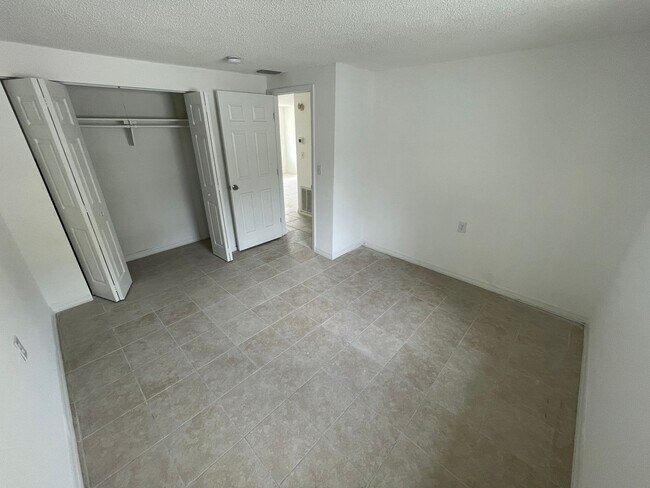 Building Photo - 5313 Avery Rd