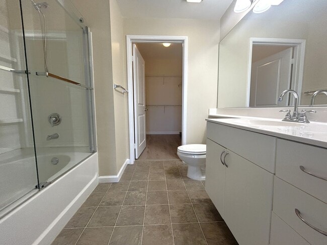 Building Photo - 1801 E Katella Ave