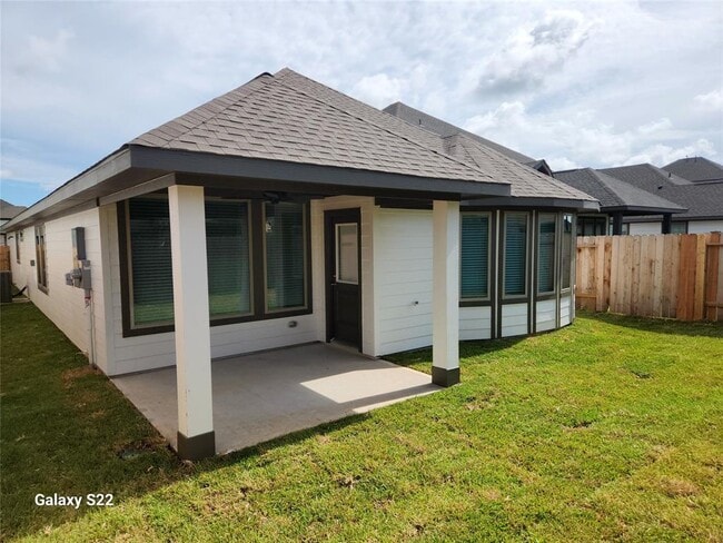 Building Photo - 20739 Sunseed Dr