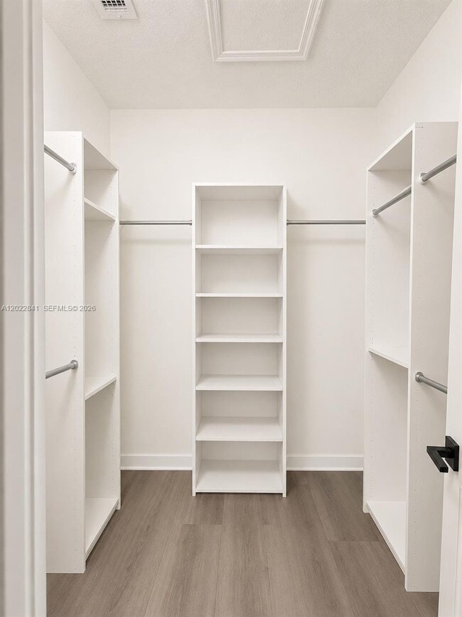 Building Photo - 7232 Maidstone Dr