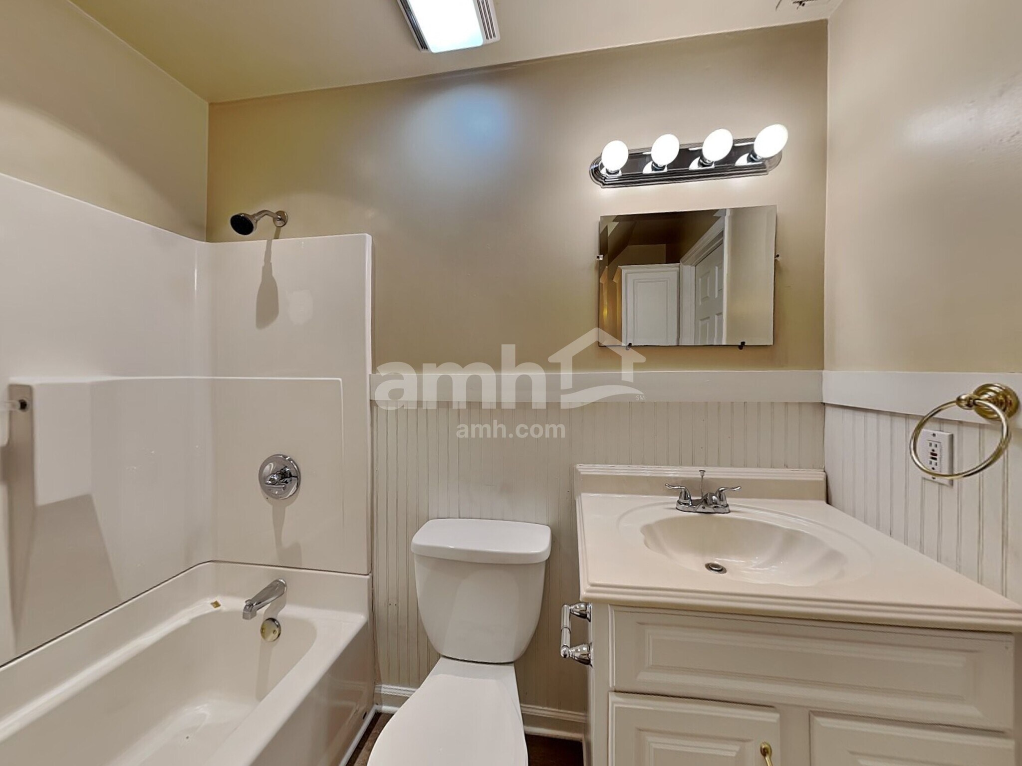 Building Photo - 1612 E Blairmont Dr