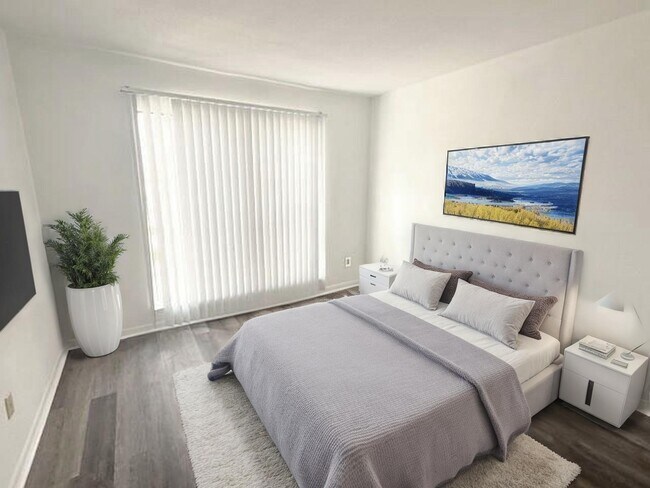 Building Photo - 2824 S Bartell Dr