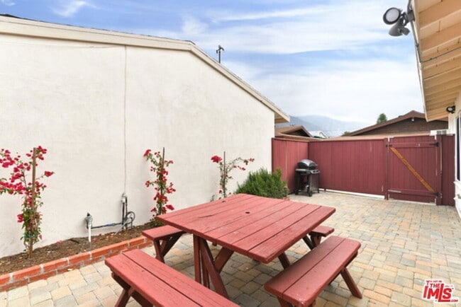 Building Photo - 1789 Atchison St