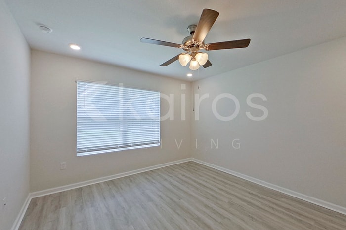 Building Photo - 4678 Malay Cir