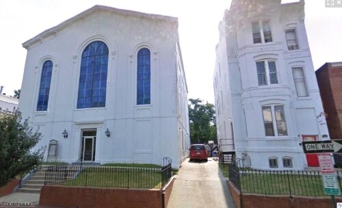 Building Photo - 516-518 4th St SE