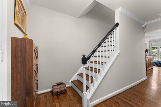 Building Photo - 7020 Venus Ct