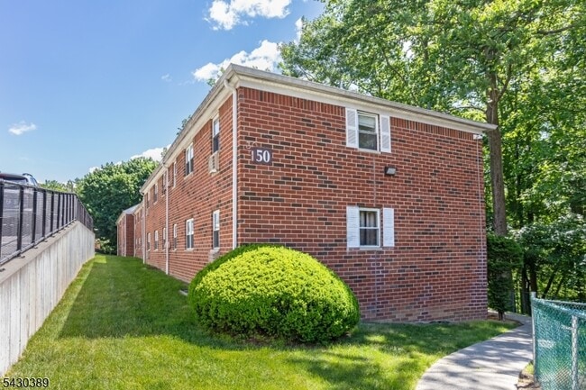 Building Photo - 2467 NJ-10