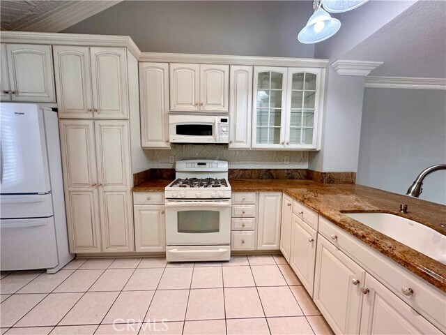 Building Photo - 7562 Seaspring Dr