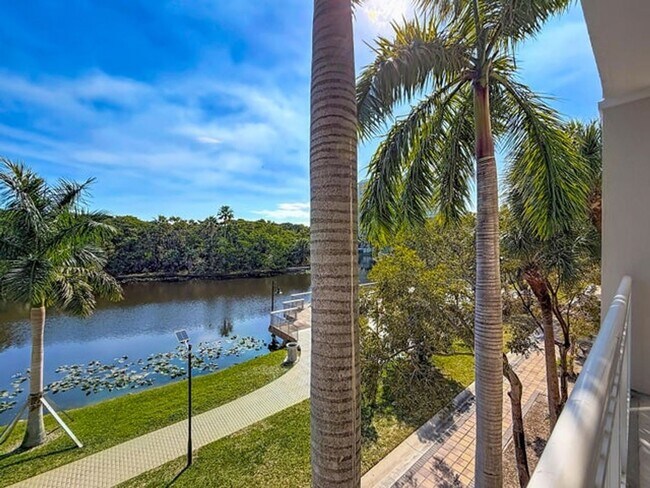 Building Photo - 450 N Federal Hwy