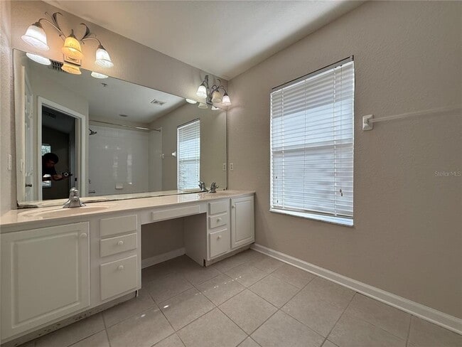 Building Photo - 6485 Ranelagh Dr