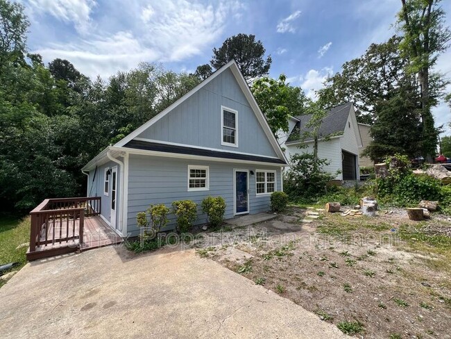 Primary Photo - 930 Belvin Ave